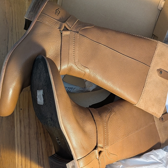 UGG Tan Leather Women's Boots - Picture 1 of 9
